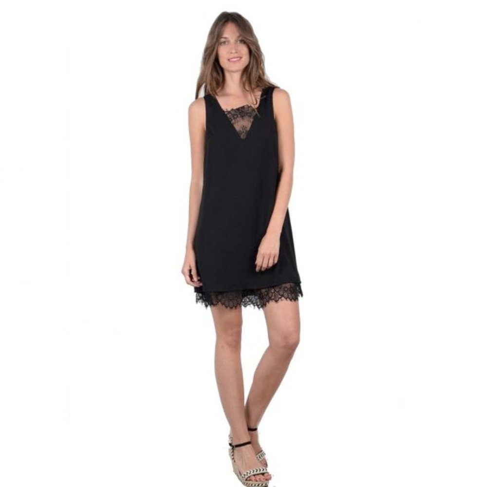 🌟HOST PICK🌟Molly Bracken | Lace Trim Black Dress